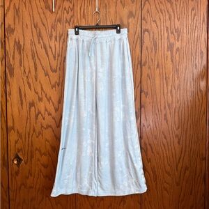Nike Wide Leg Lounge Pants Blue Jacquard Logo Athletic Sweatpants Women’s L